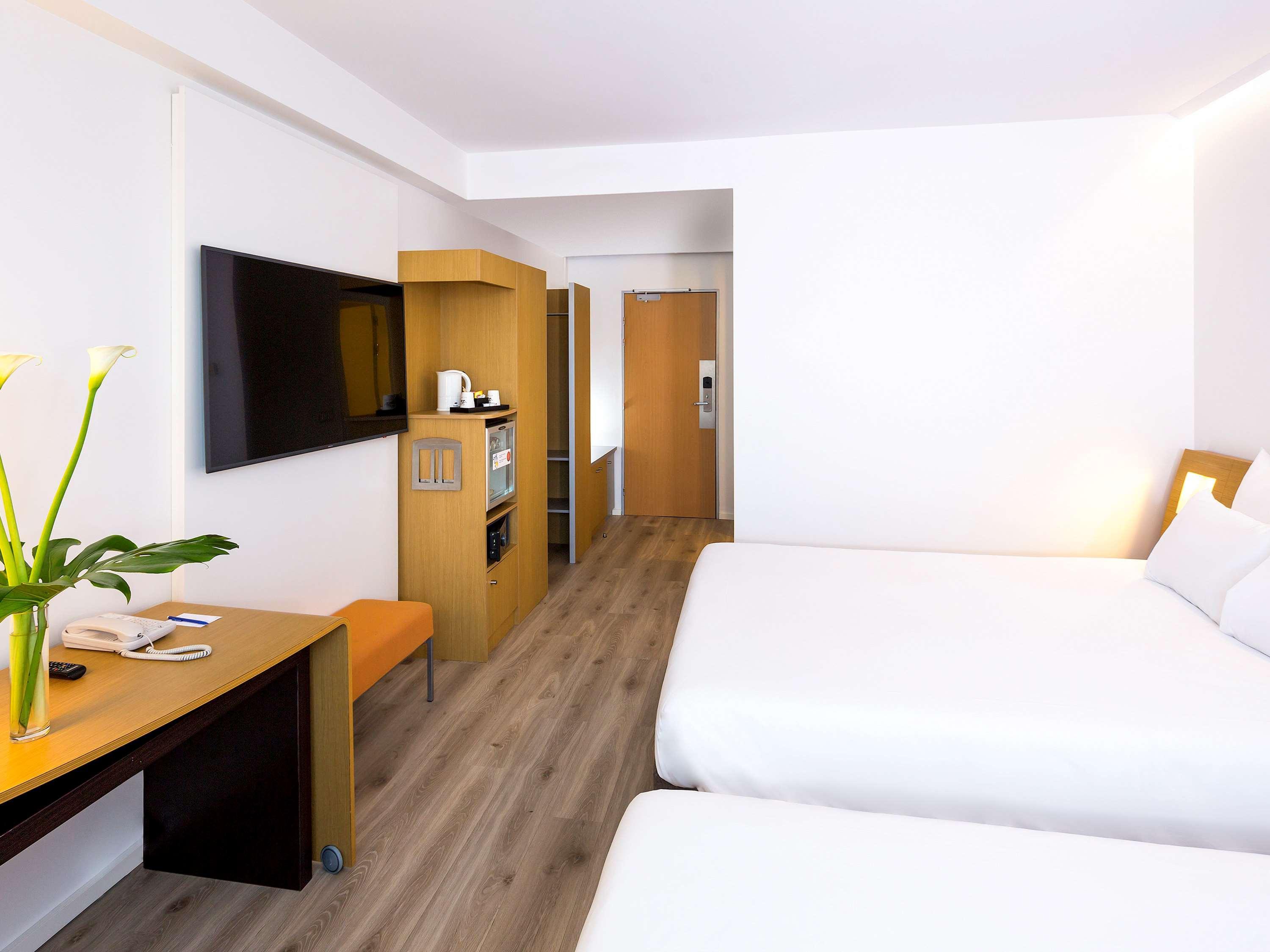 Novotel Sevilla ภายนอก รูปภาพ