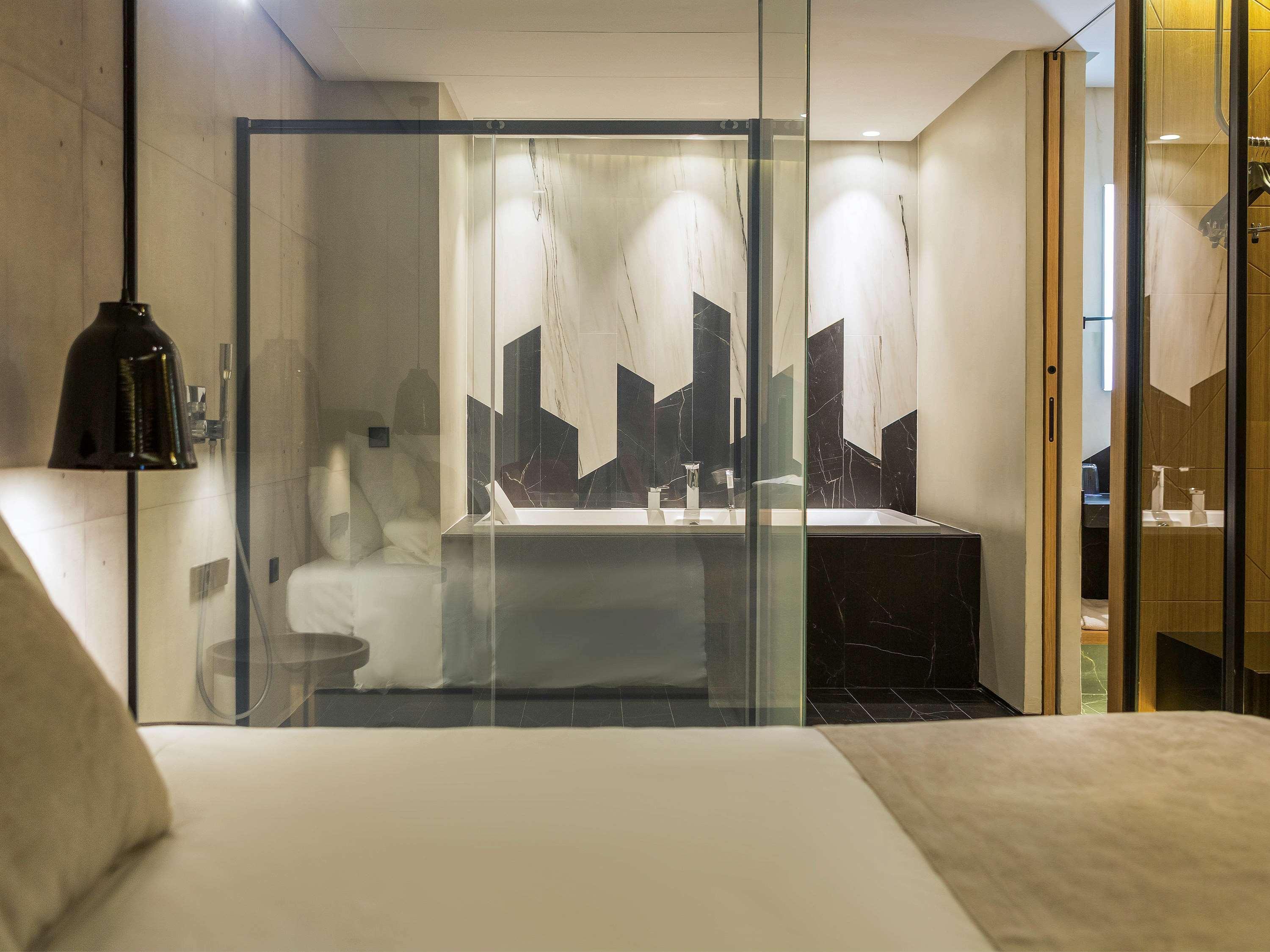 Novotel Sevilla ภายนอก รูปภาพ