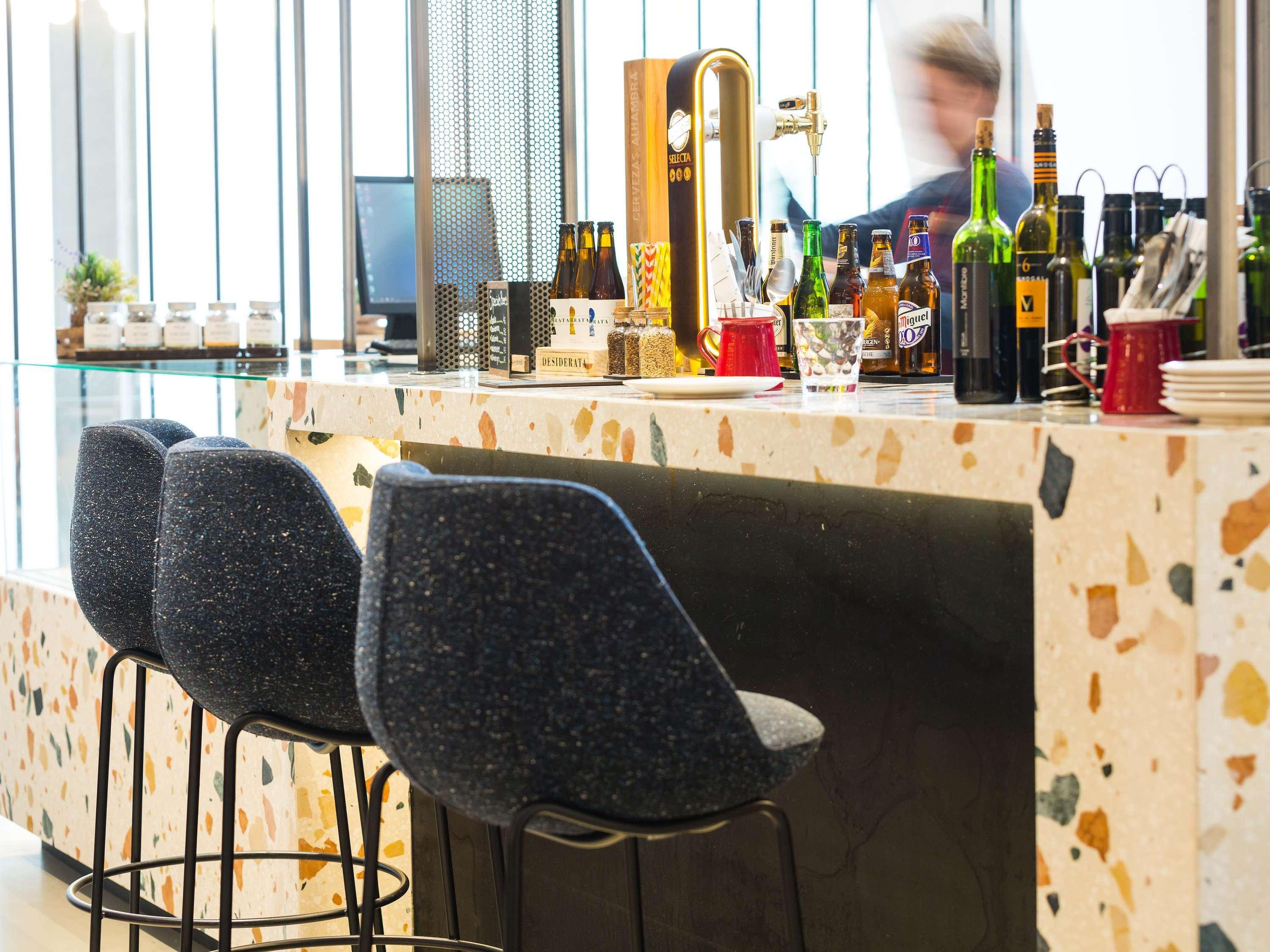 Novotel Sevilla ภายนอก รูปภาพ