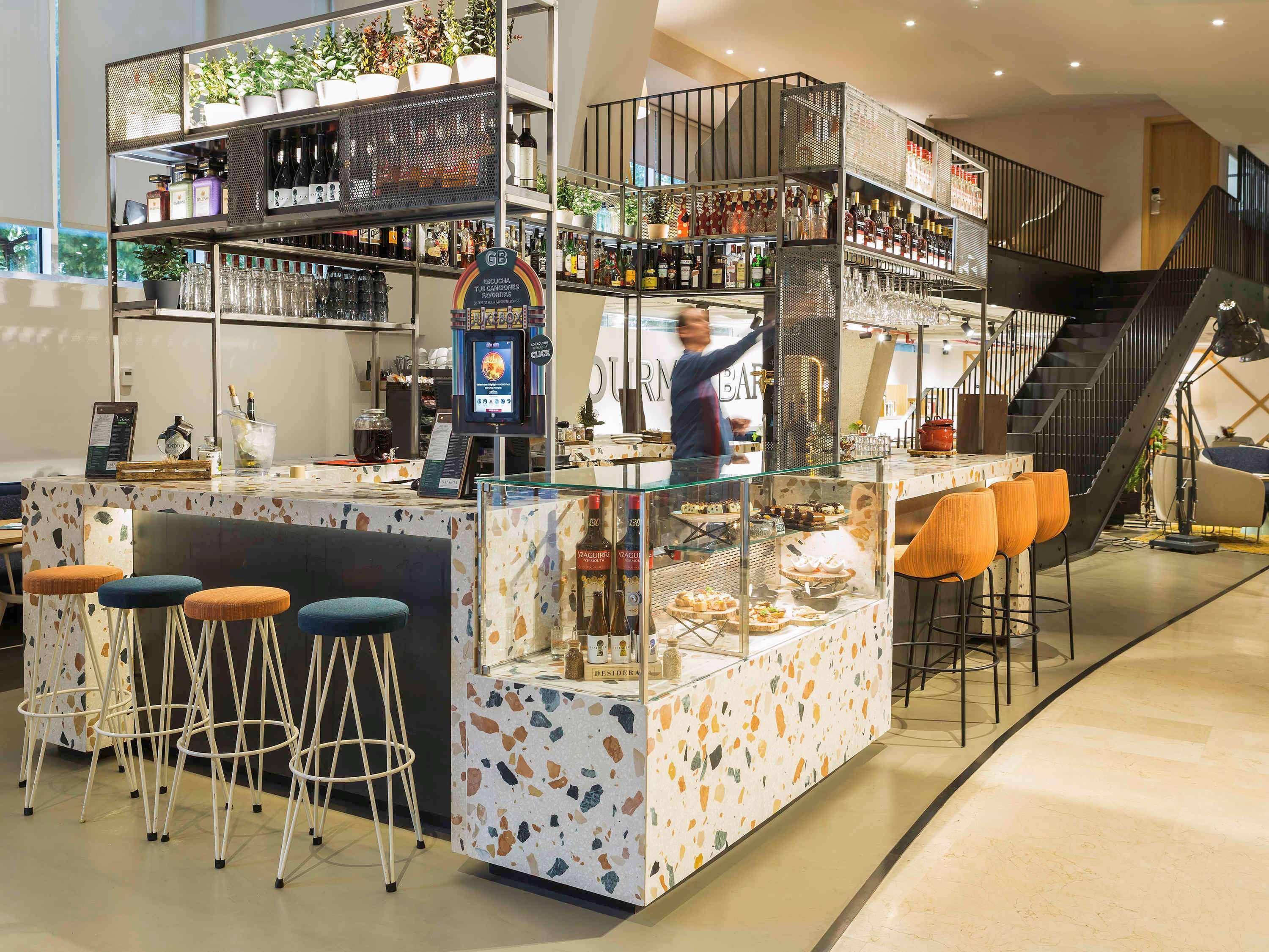 Novotel Sevilla ภายนอก รูปภาพ