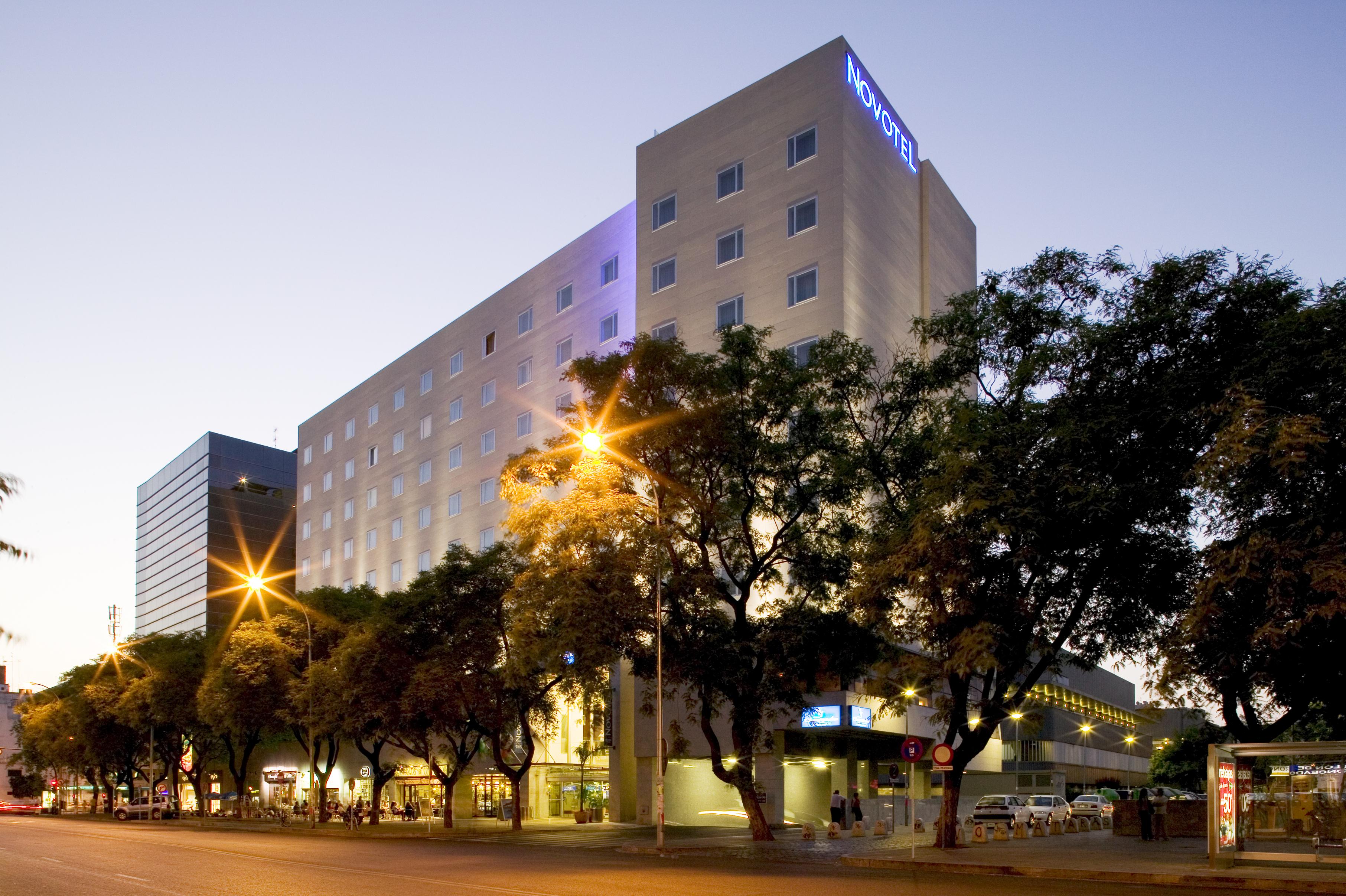 Novotel Sevilla ภายนอก รูปภาพ